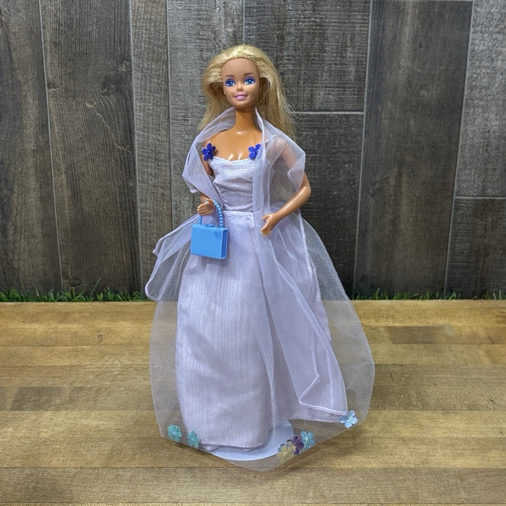 2000 Barbie Fashion Avenue Spring Splendor Lilac Gown Purse Doll Y2K
